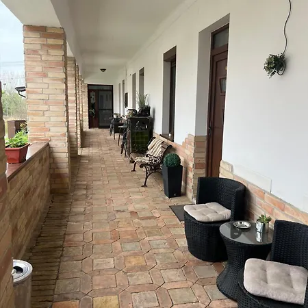 Szilvia Panzio 3*