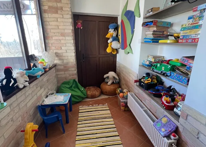 Szilvia Panzio Bed & Breakfast Tolna