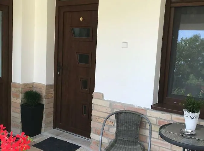 Bed & Breakfast Szilvia Panzio 3*