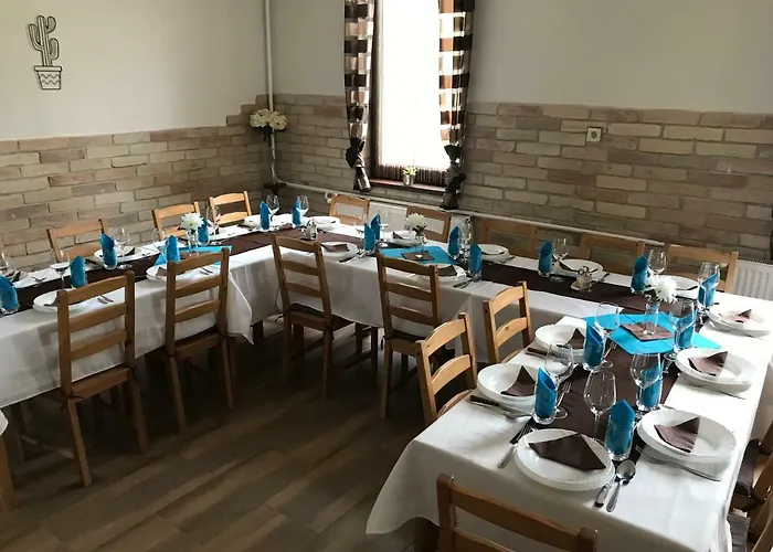 Szilvia Panzio Bed & Breakfast 3*